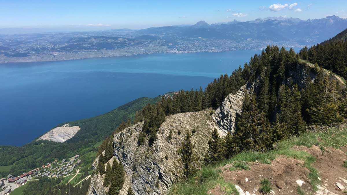 Le lac Léman depuis le Pic des Mémises